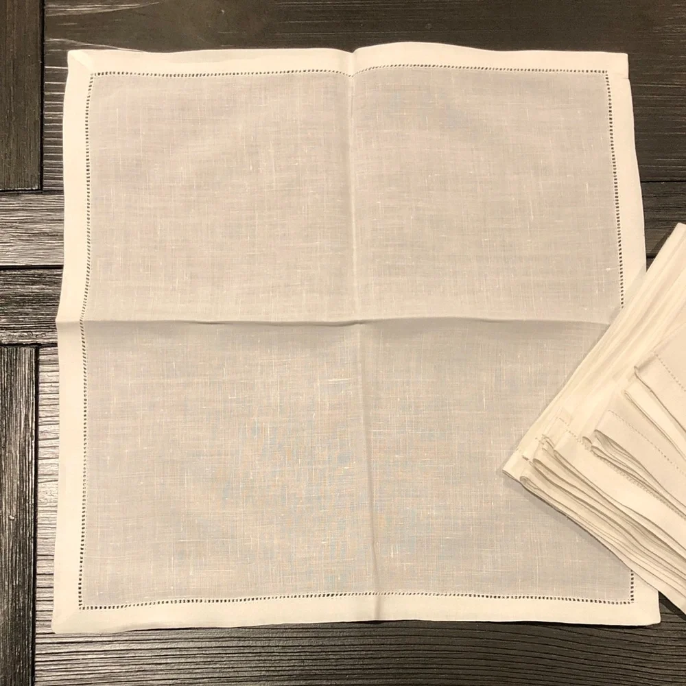 Classic White Linen Dinner Napkins - Set of 13